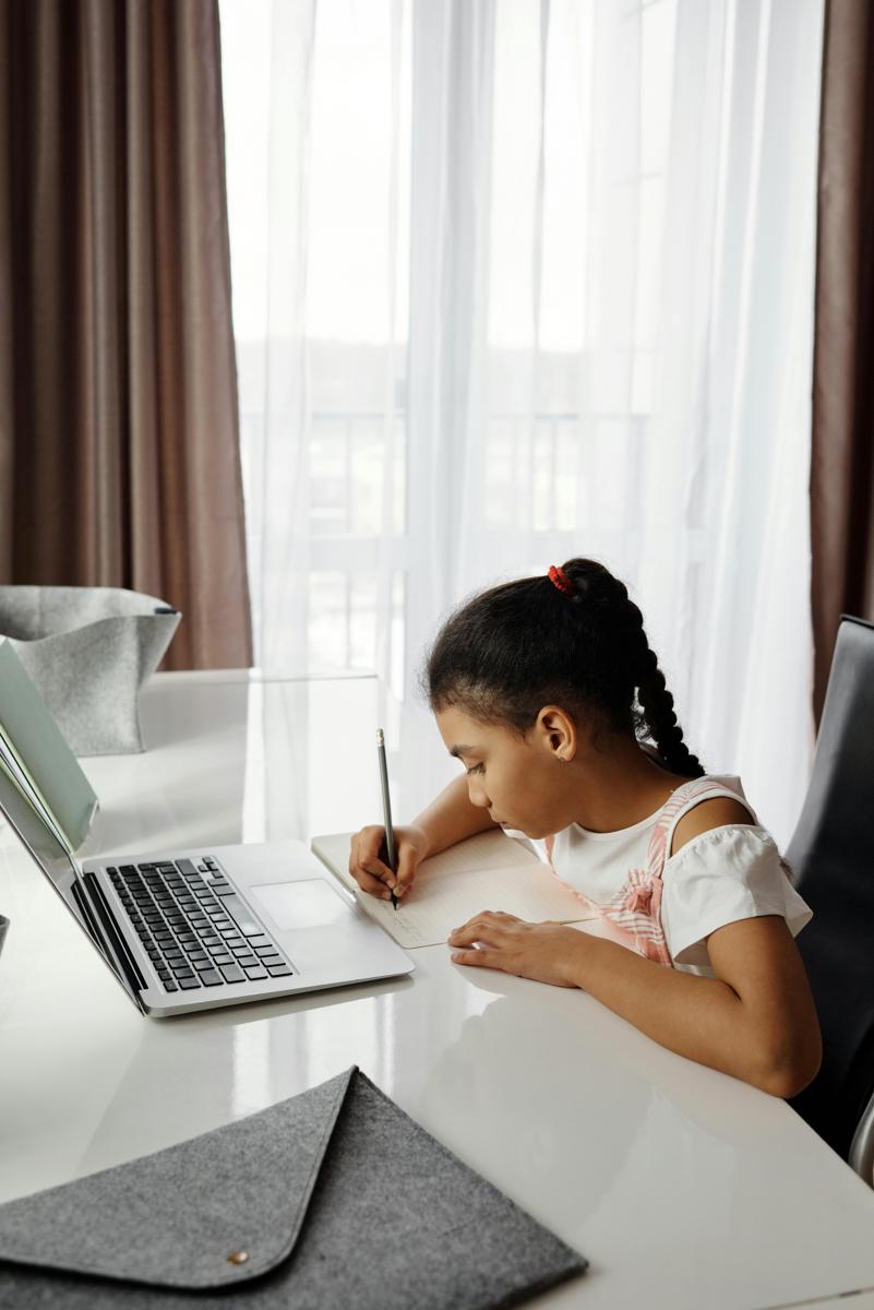 Online learning-1debe47a9dd54a958300d0d6864c2a6f.jpg Online learning